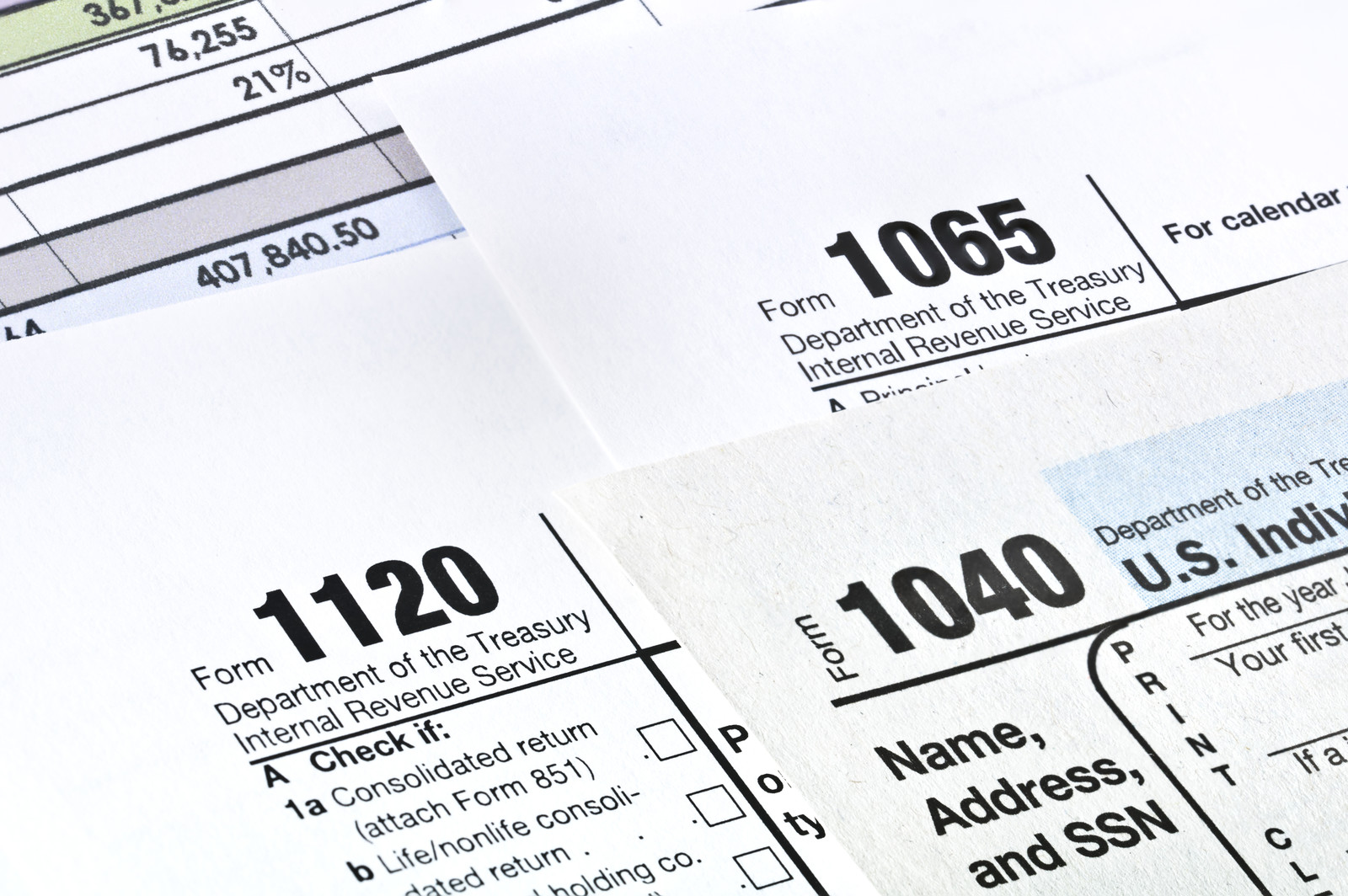 canstockphoto8687036 – Tax forms